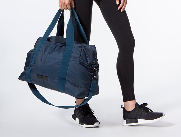 23 Fitness Experts Show Us What's in Their Gym Bags - theFashionSpot