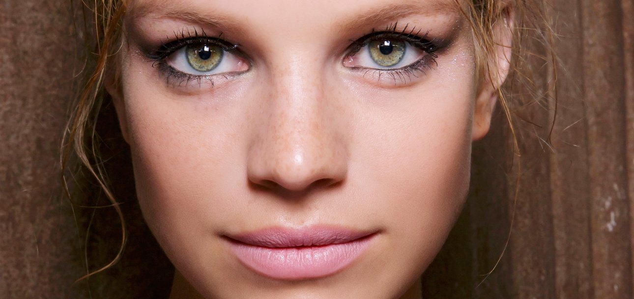 11 Millennial Pink Lipsticks That Prove It's the Most Popular Lip Shade -  theFashionSpot