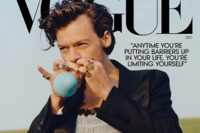 US Vogue December 2020 : Harry Styles by Tyler Mitchell