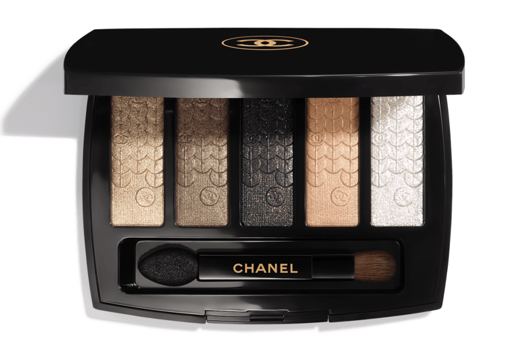 LUMIÈRE GRAPHIQUE Eyeshadow from the Chanel Holiday Makeup Collection