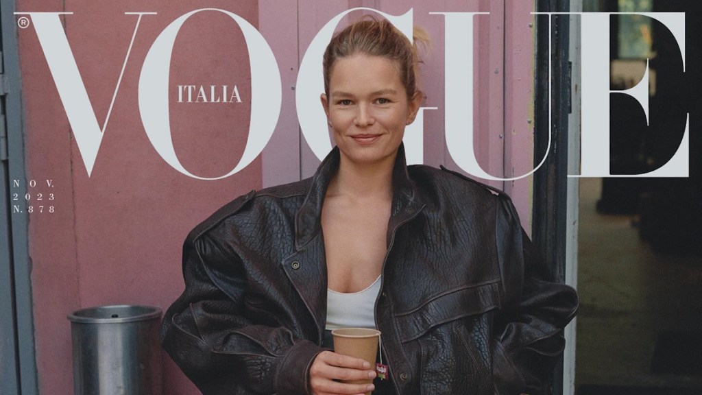 Vogue Italia November 2023 : Anna Ewers by Bruno Staub
