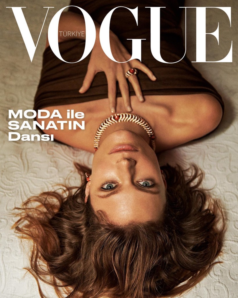 Vogue Turkey December 2023/January 2024 : Constance Jablonski by Branislav Simoncik 