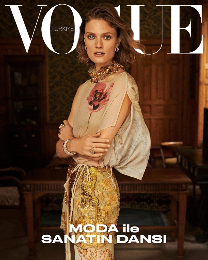 Vogue Turkey December 2023/January 2024 : Constance Jablonski by Branislav Simoncik