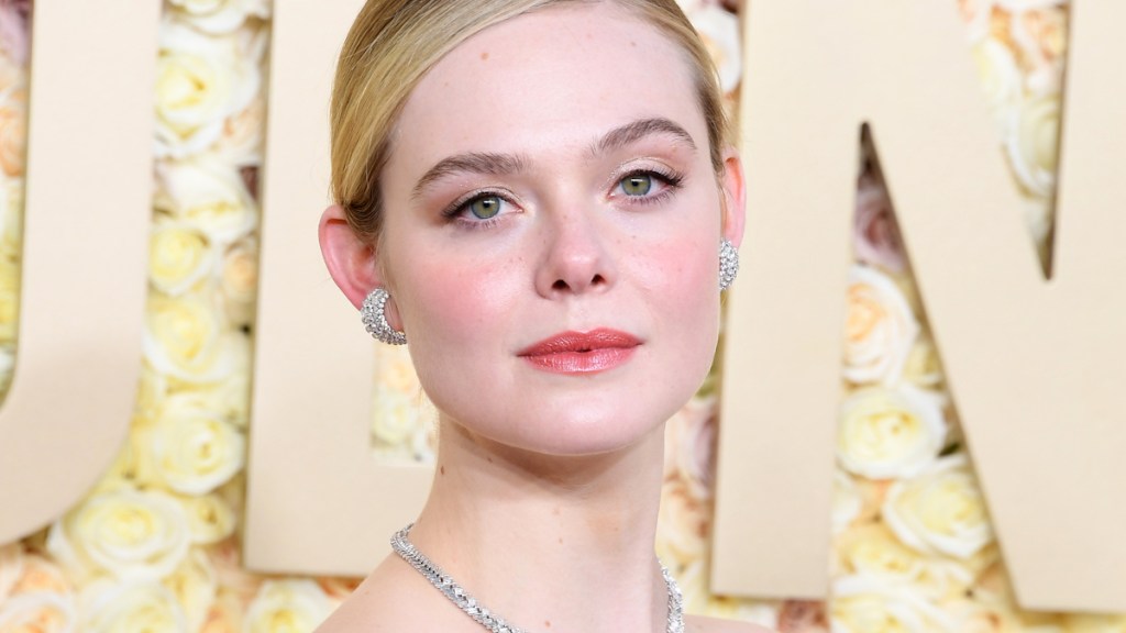 The Best Beauty Looks From the 2024 Golden Globe Awards, According to One tFS Beauty Writer