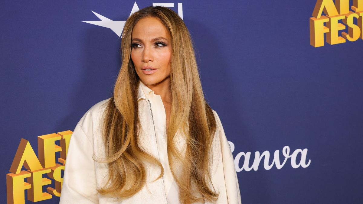 J.Lo Makes Surprising Fashion Choice for 'Unstoppable' Premiere