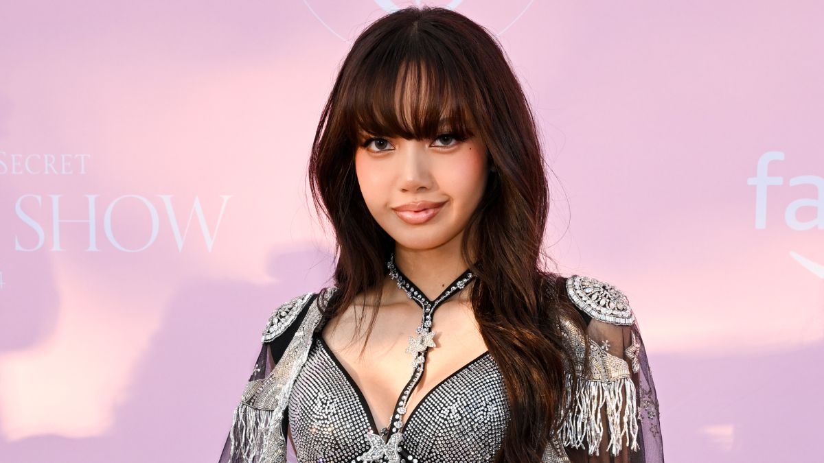 Blackpink's Lisa Stuns in a Bedazzled Bra for Victoria's Secret