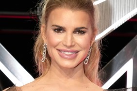 Jessica Simpson Turns Heads in Black Lingerie Look