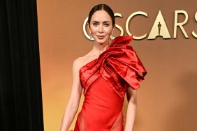 Emily Blunt's Asymmetrical Dress Is Must See