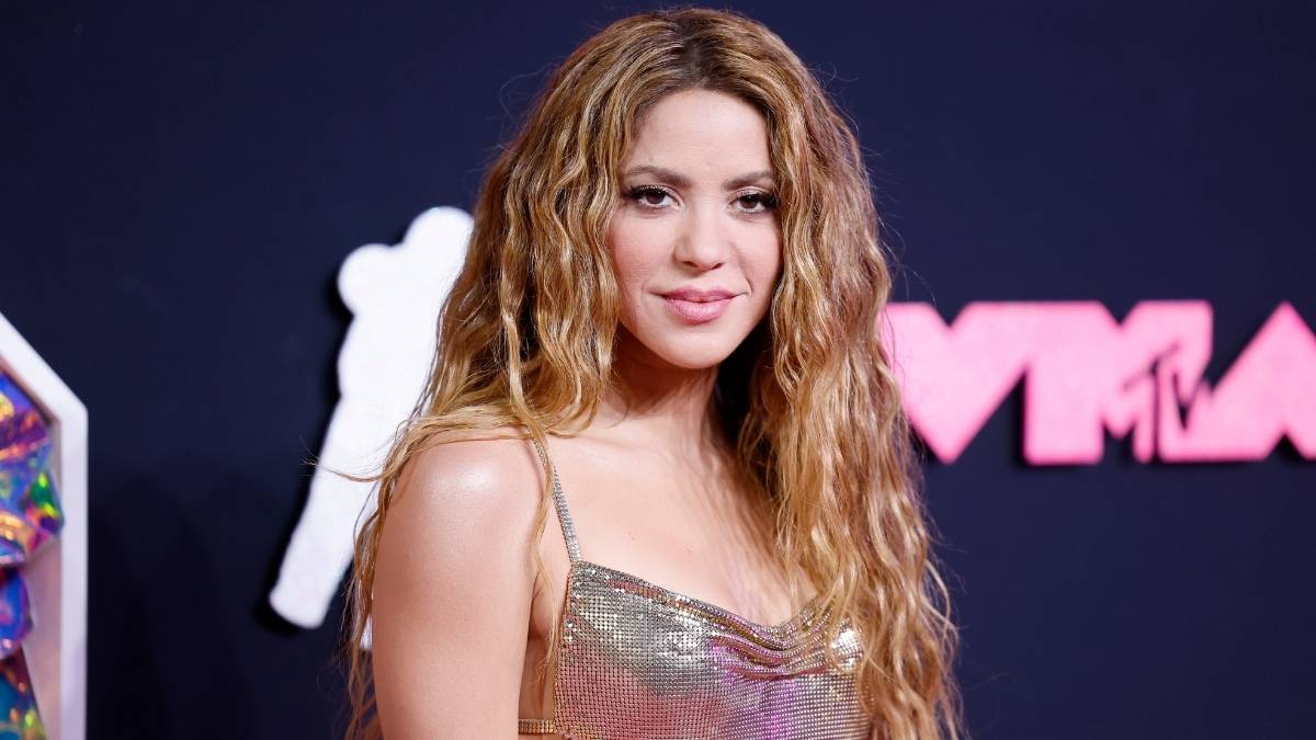 shakira sheer dress Shakira Makes a Completely Sheer Dress Look Like No Big Deal