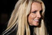 Britney Spears Dancing in Mini-Skirt Is Must Watch