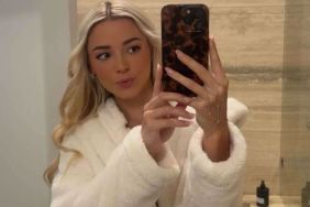 Livvy Dunne's Bathrobe Photos Show Bathroom Glam Routine