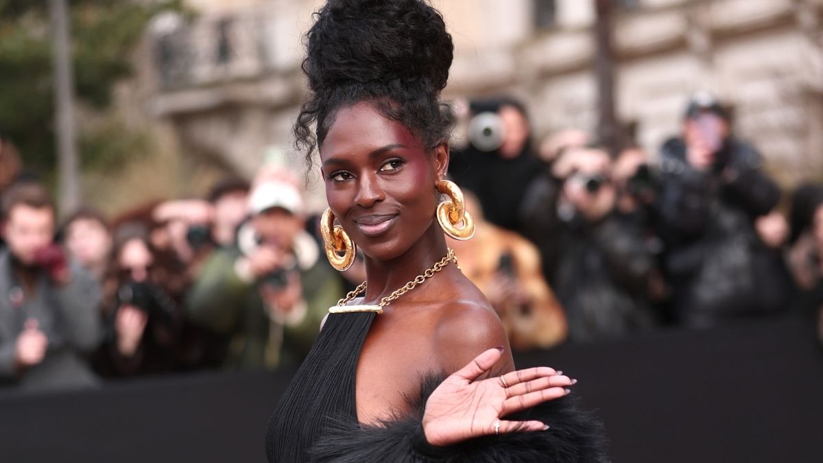 Jodie Turner-Smith's Backless Schiaparelli Dress Features Gold Metal Cutouts - theFashionSpot Jodie Turner-Smith's Backless Schiaparelli Dress Features Gold Metal Cutouts - theFashionSpot
