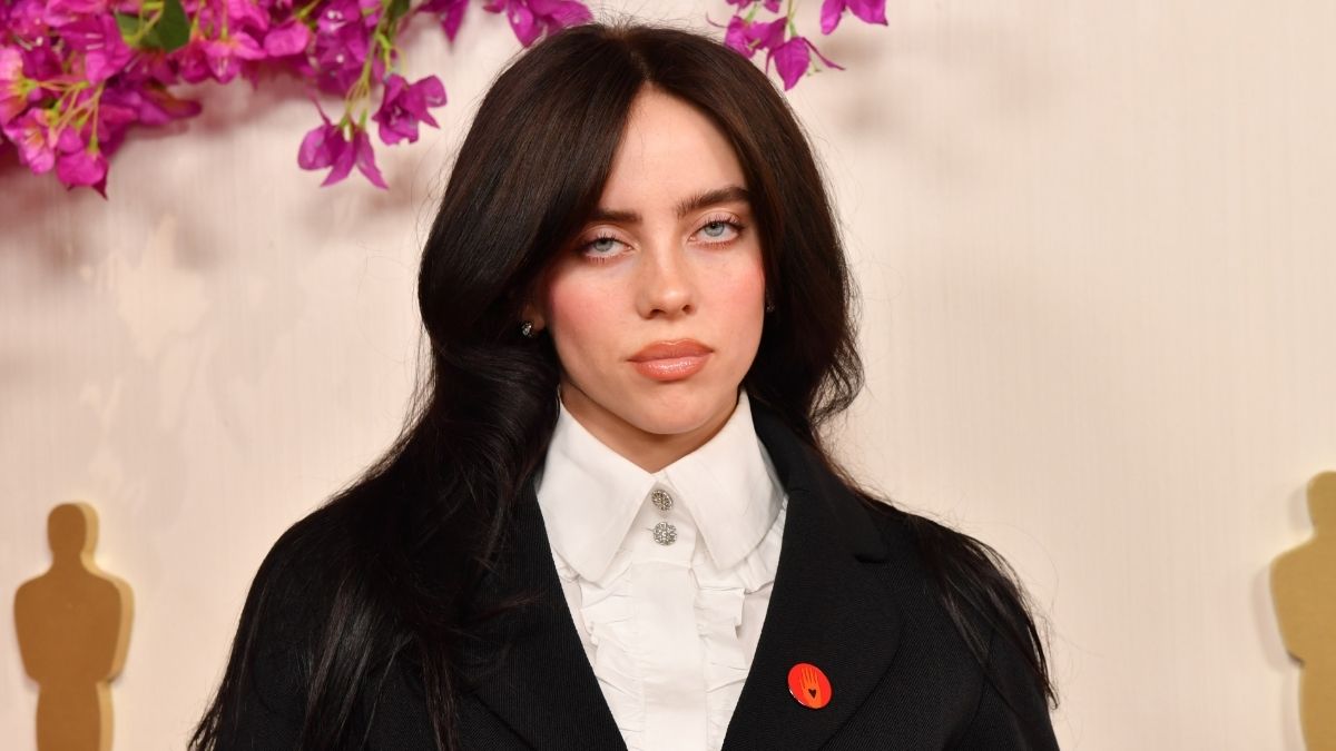 Billie Eilish Vogue China June 2020 - theFashionSpot