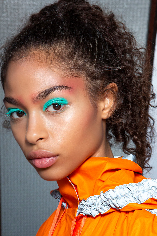14 byblos spring 2019 beauty high curly ponytail baby hairs