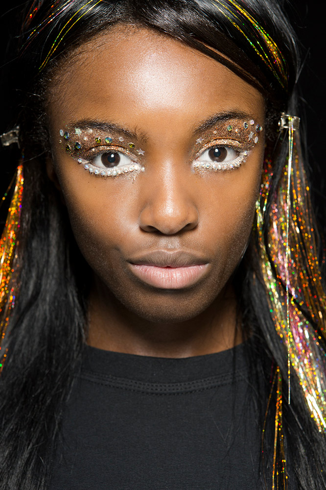 20 Diamanté Makeup Ideas to Really Sparkle - theFashionSpot
