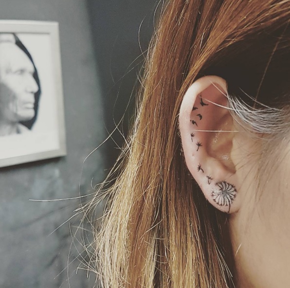 24 Behind The Ear Tattoo Ideas That Are Perfectly Dainty