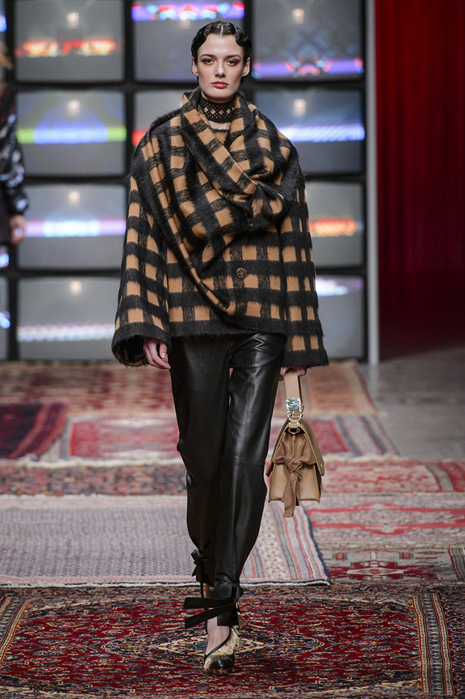 Aigner Fall 2018 #24