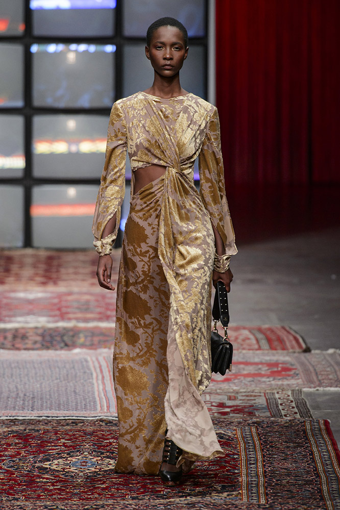 Aigner Fall 2018 #34