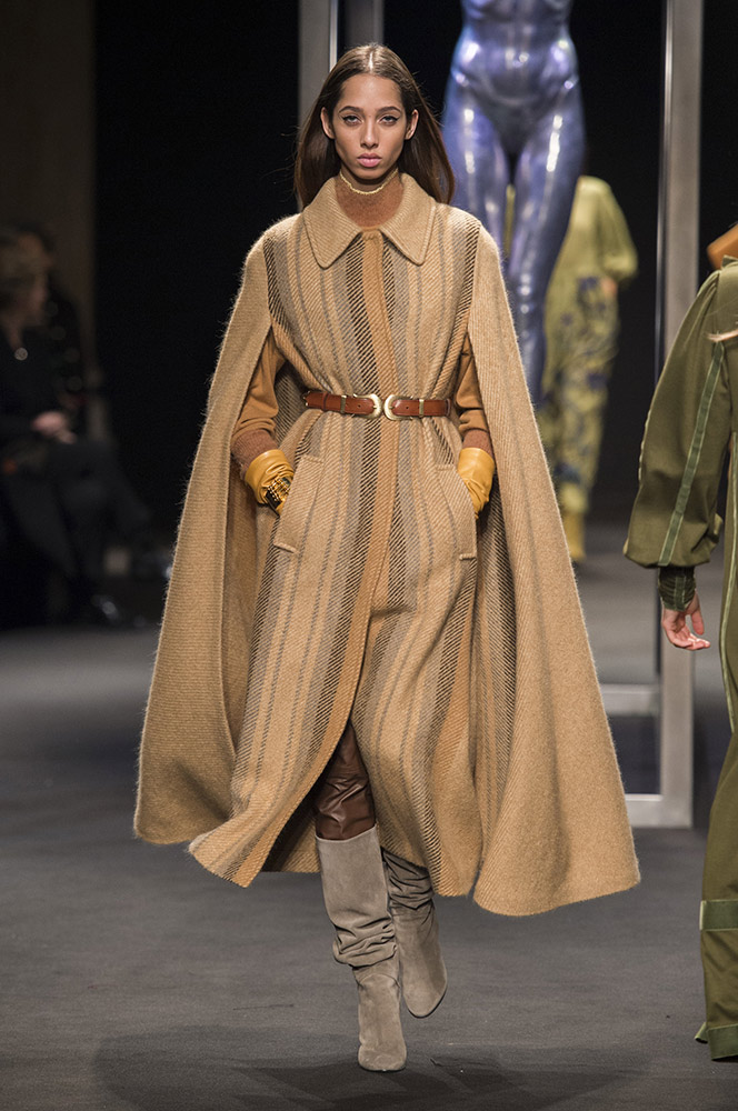 Alberta Ferretti Fall 2018 #22