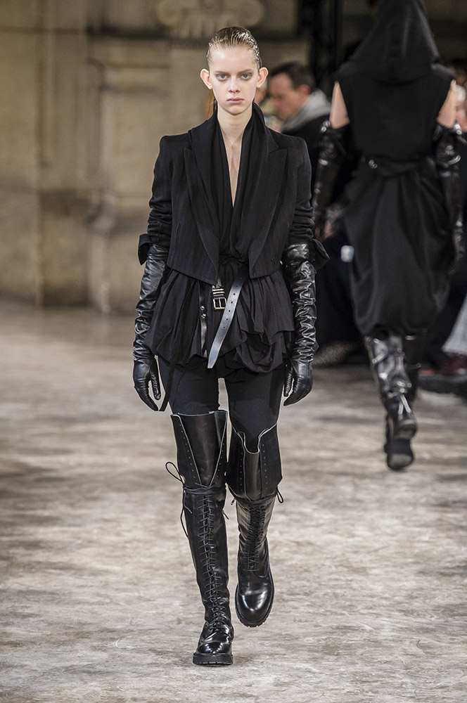 Ann Demeulemeester Fall 2018 #9