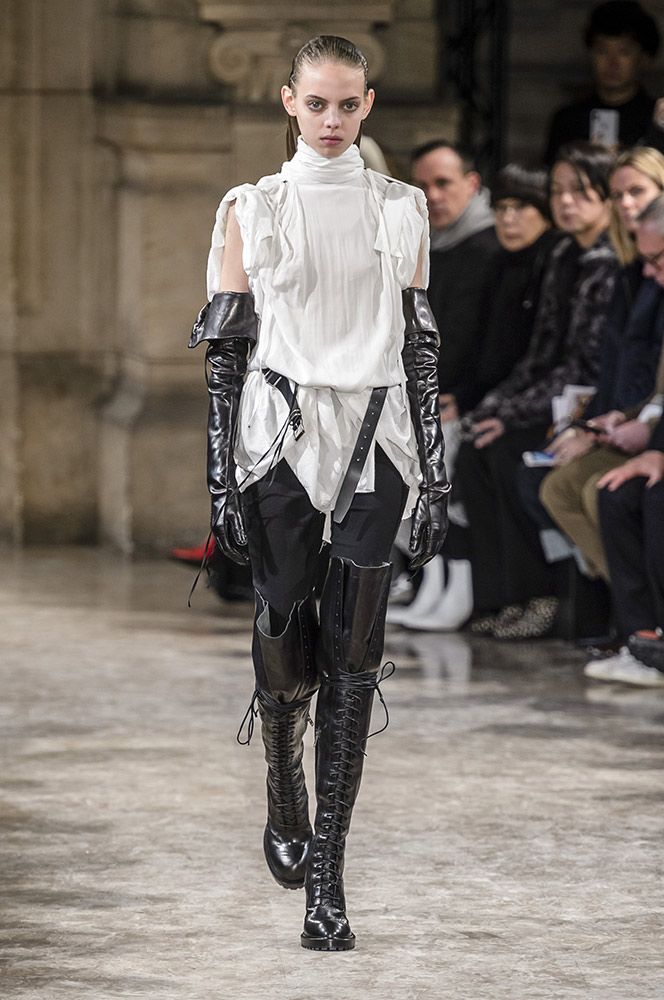 Ann Demeulemeester Fall 2018 #23