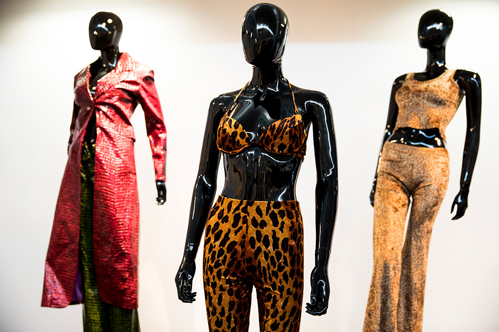 Blast From The Past: Spice Girls Exhibit Their Most Iconic Fashion Pieces #2