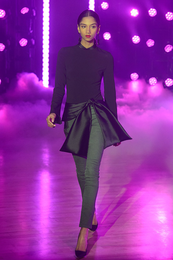 Brandon Maxwell Fall 2018 #32
