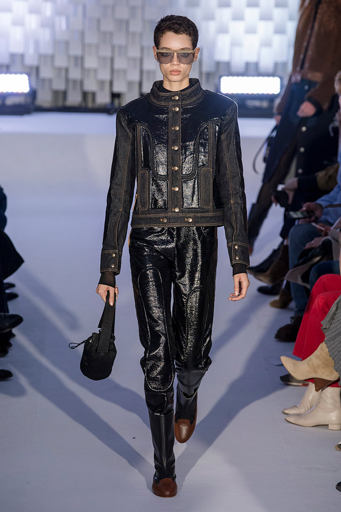 Courrèges Fall 2019 #21