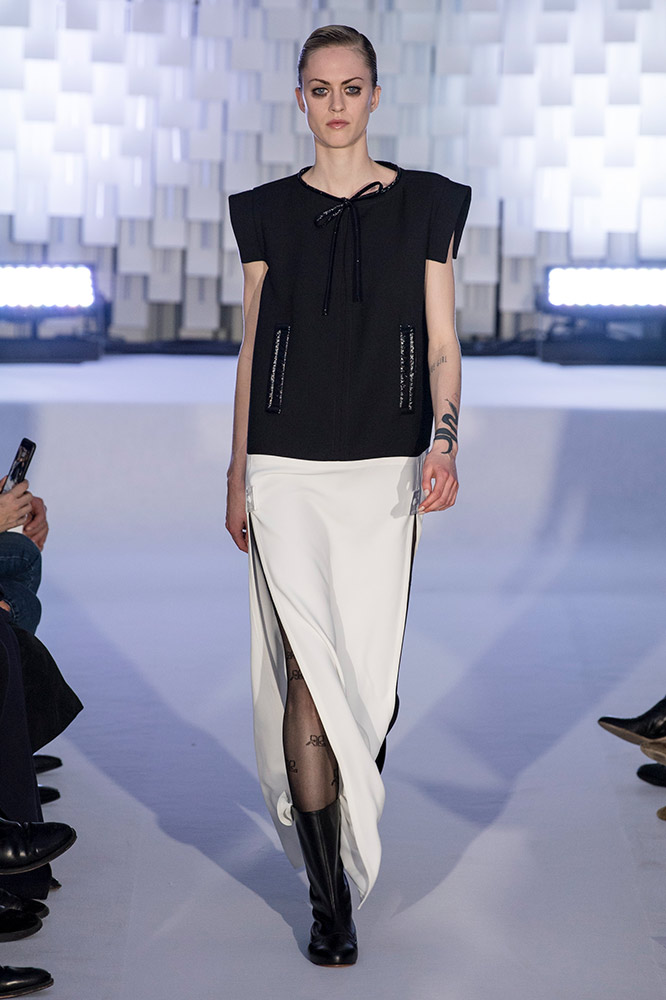 Courrèges Fall 2019 #30