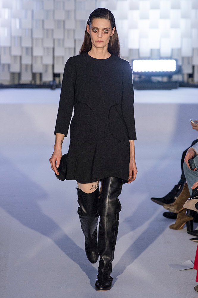 Courrèges Fall 2019 #33