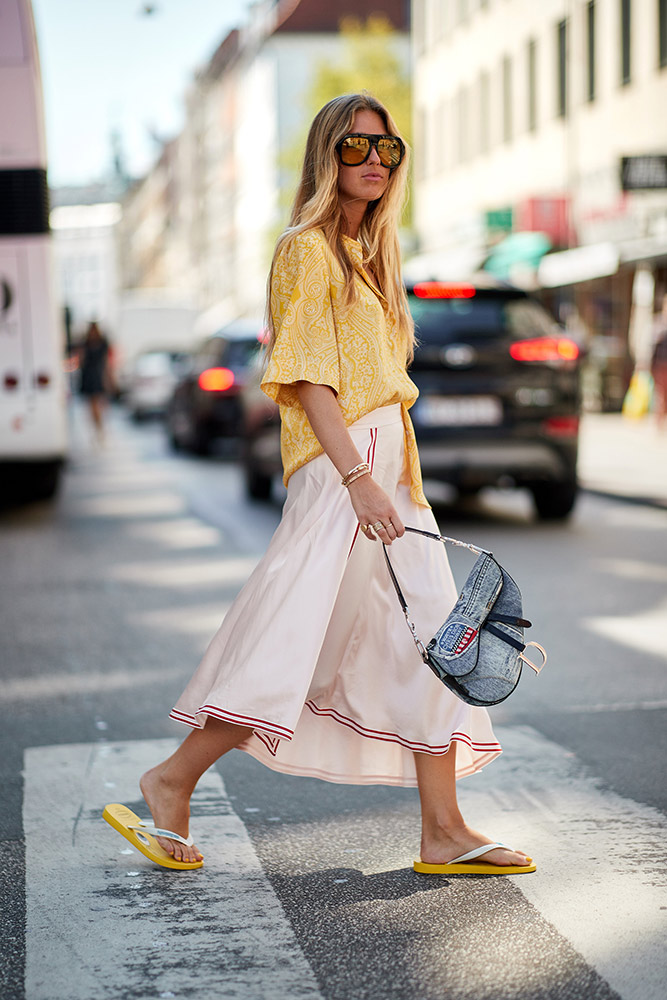 Different ways to wear yellow #1