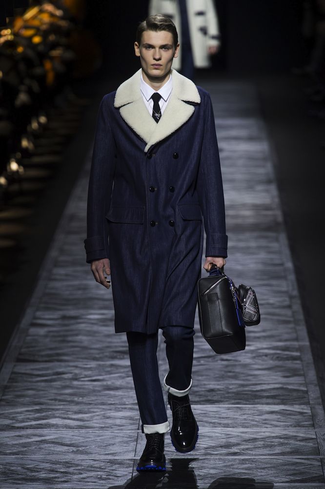 Dior Homme Fall 2015 Runway - theFashionSpot
