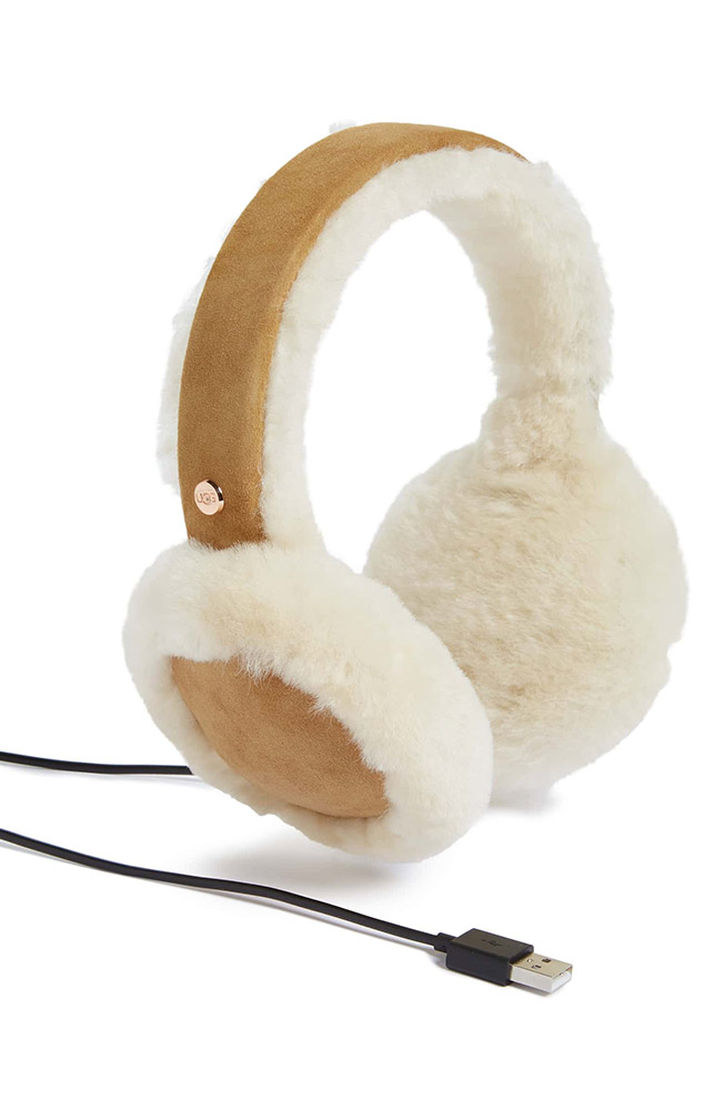 Earmuffs Are the Accessories You Actually Need This Winter theFashionSpot
