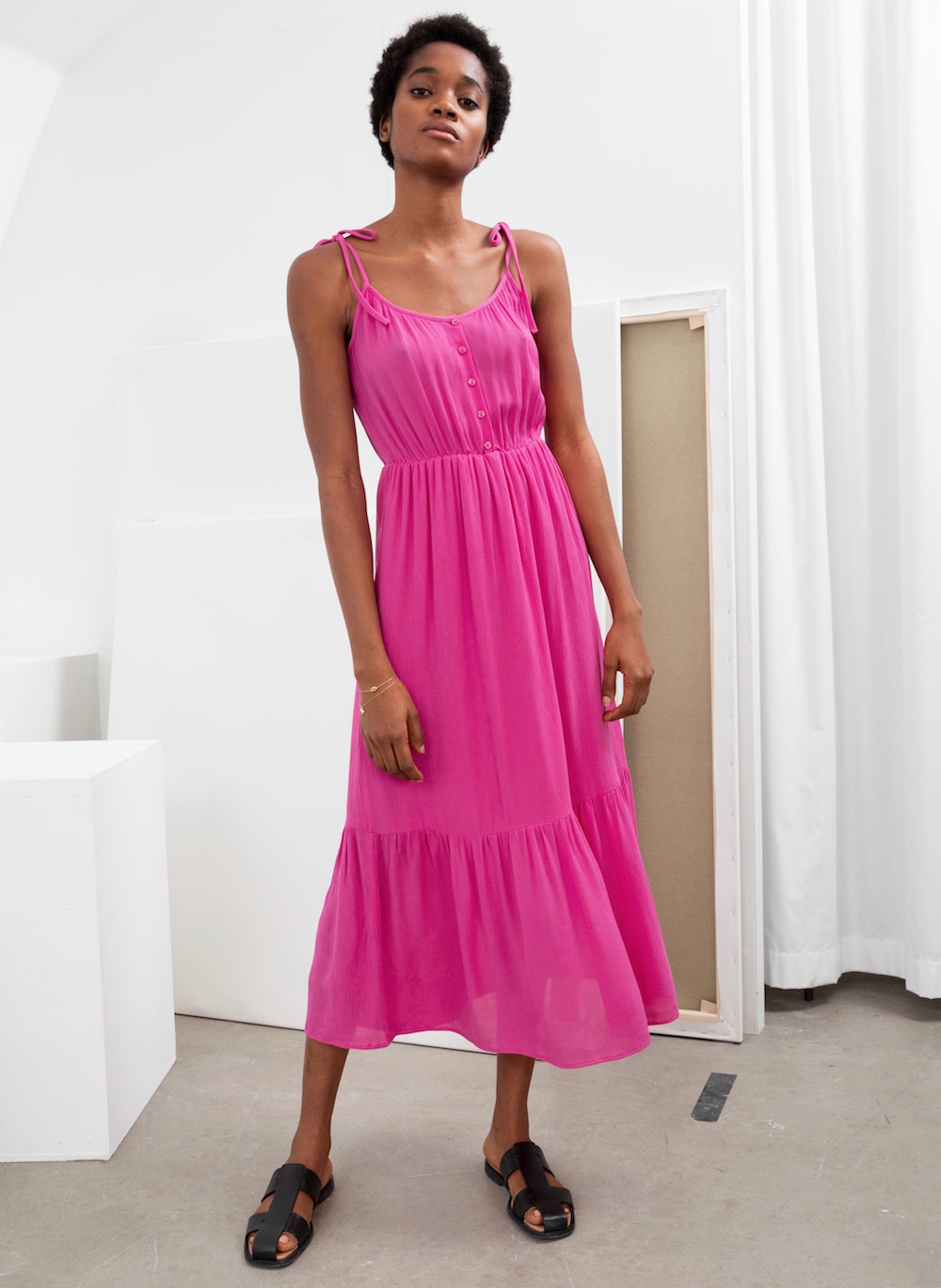Eveningwear Dresses Are Back and They Got a Major Revamp - theFashionSpot