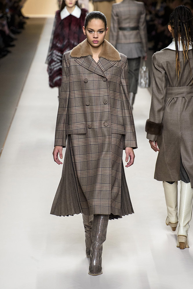 Fendi Fall 2018 #10