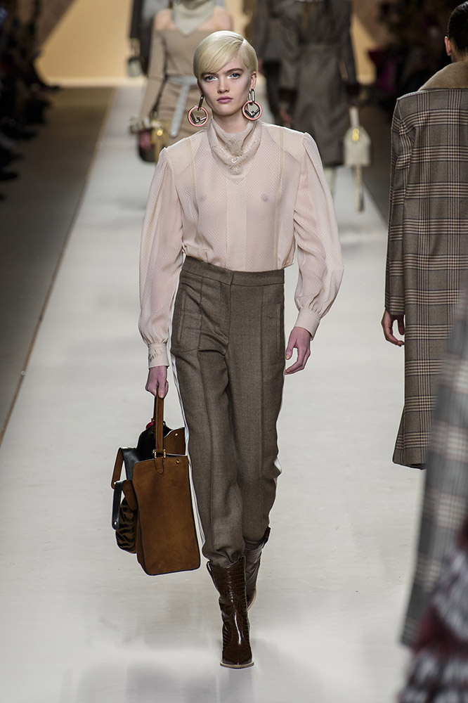 Fendi Fall 2018 #12