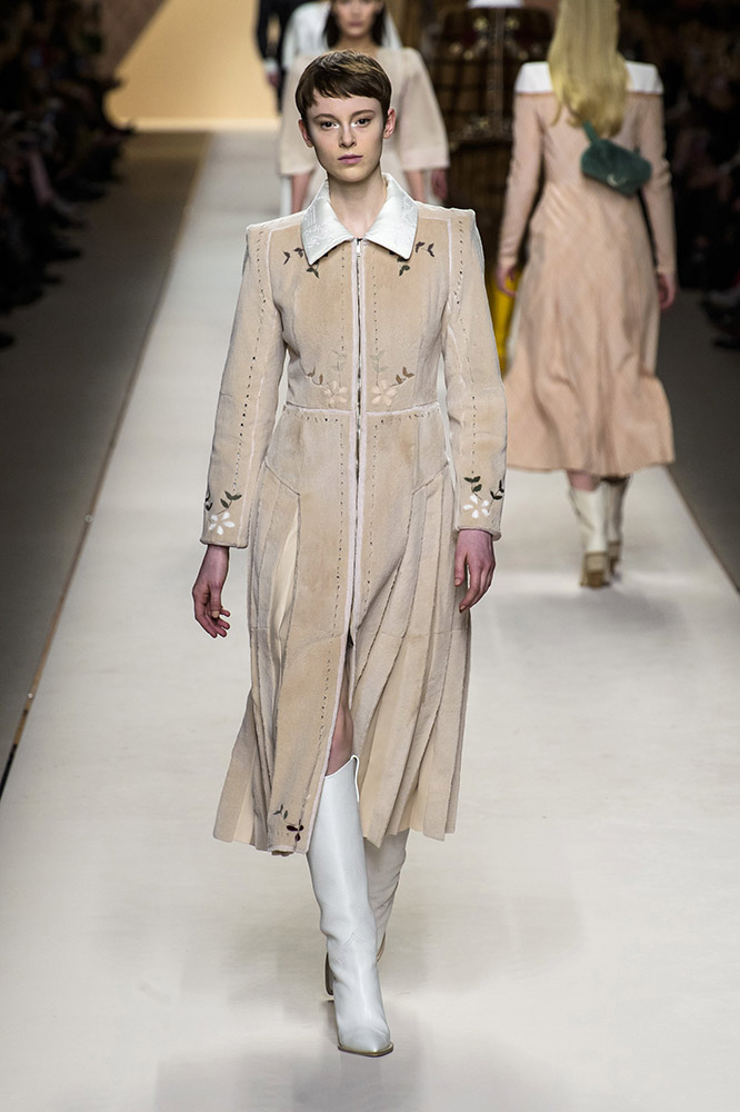 Fendi Fall 2018 #37