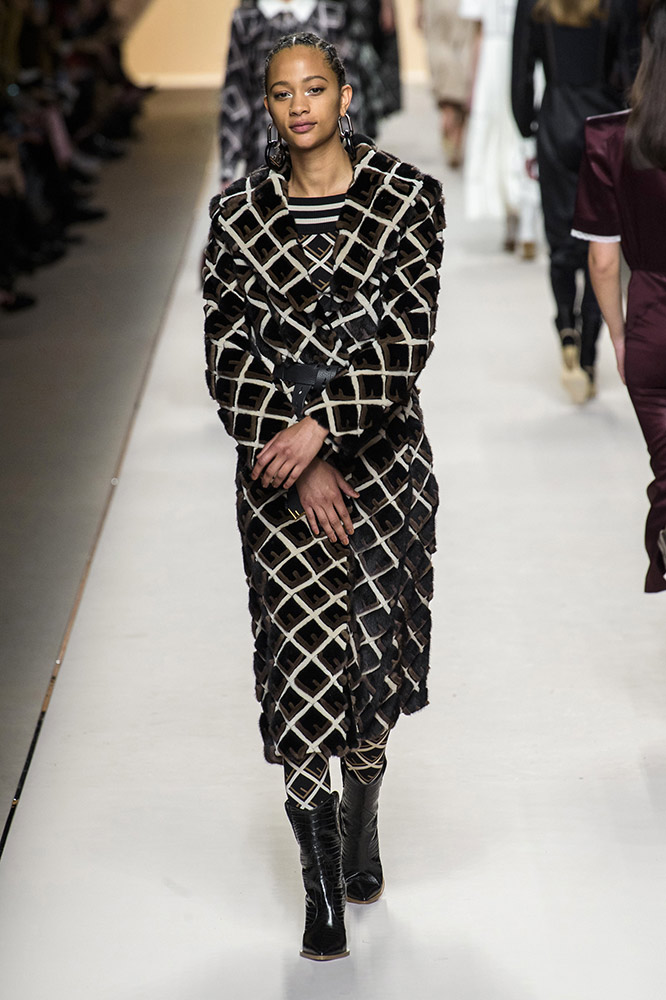 Fendi Fall 2018 #43