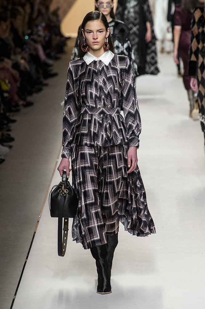 Fendi Fall 2018 #44