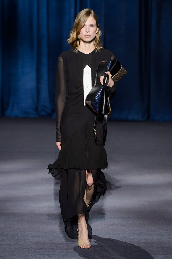 Givenchy Fall 2018 #24
