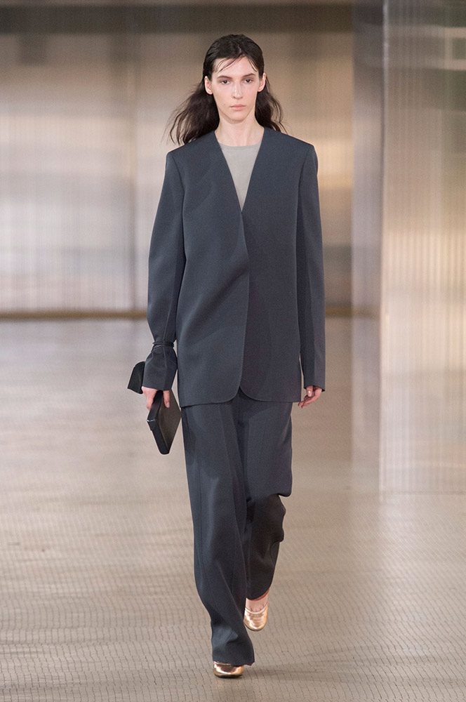 Lemaire Fall 2017 Runway - theFashionSpot
