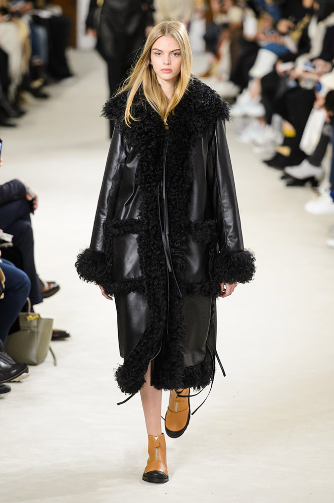 Loewe Fall 2018 #33