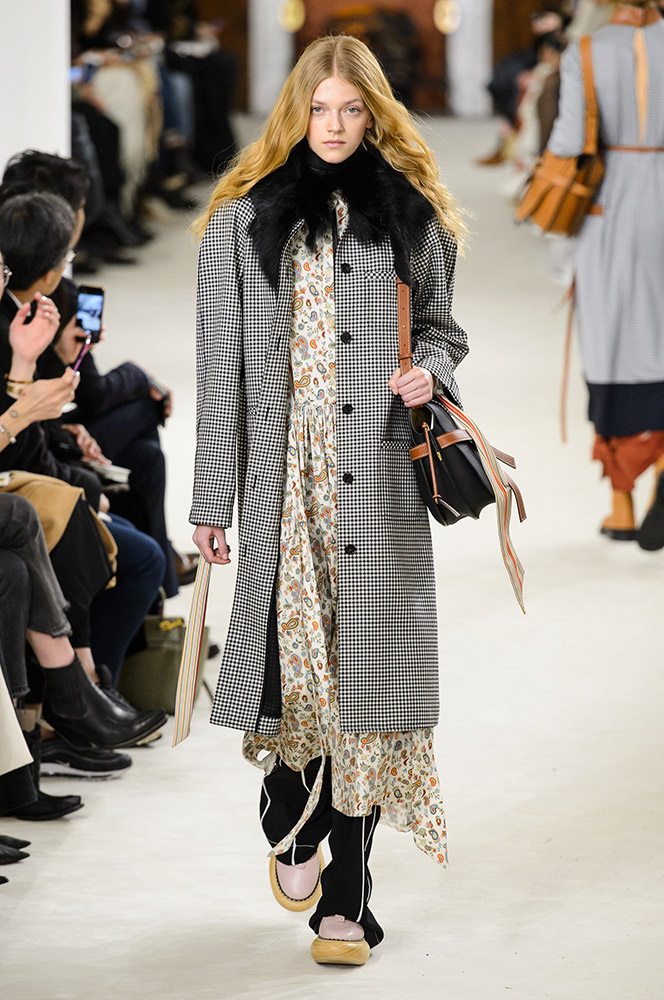 Loewe Fall 2018 #36