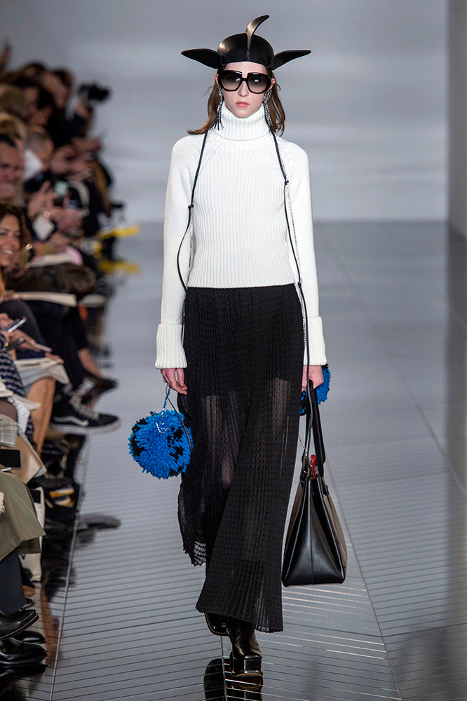 Loewe Fall 2019 #26