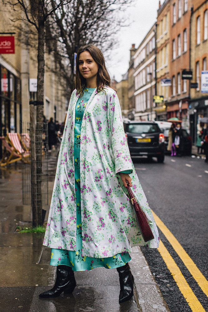 London Fashion Week Street Style Fall 2020 #60