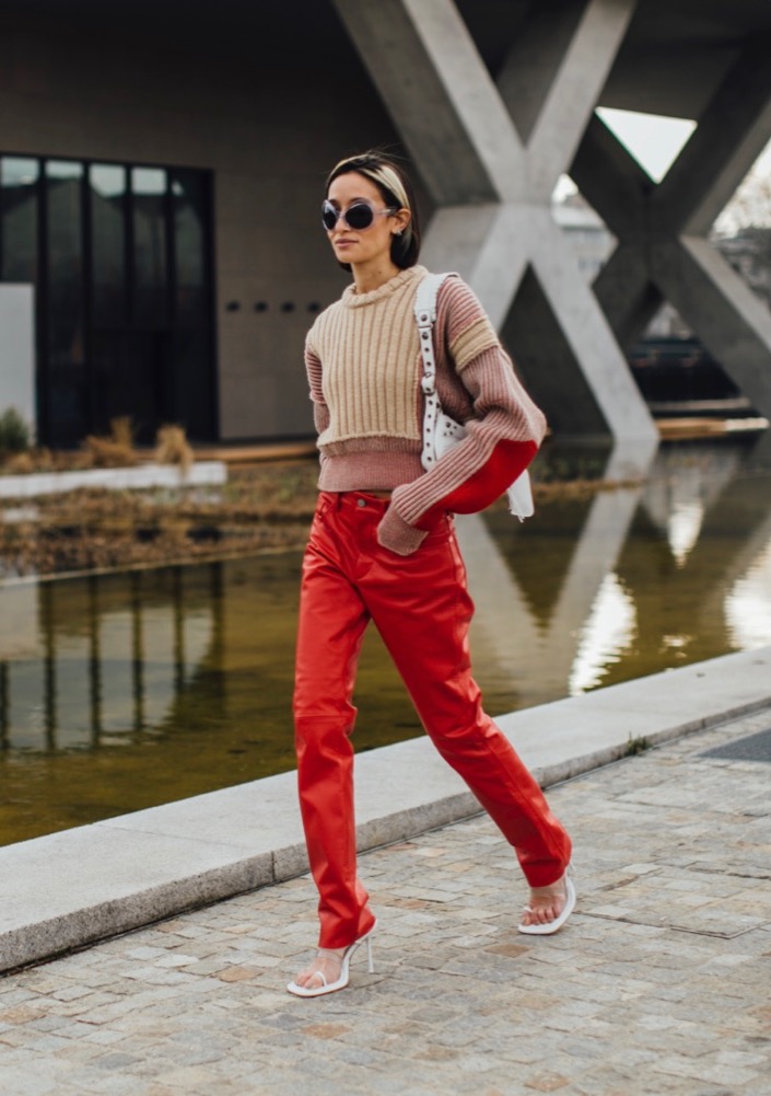 Street Style: Milan Fashion Week Fall 2022 - theFashionSpot