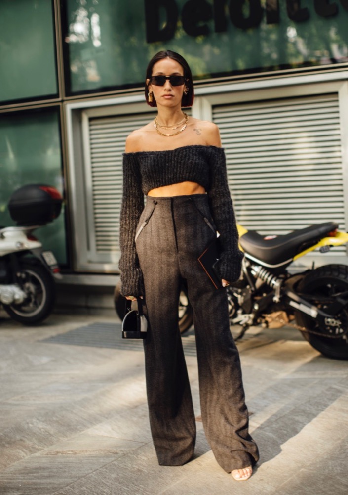 Street Style: Milan Fashion Week Spring 2022 - theFashionSpot