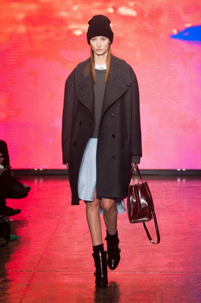 DKNY Fall 2013 Runway Review - theFashionSpot