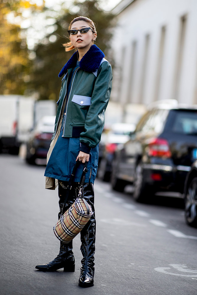 Street Style: Paris Fashion Week Spring 2019 - theFashionSpot