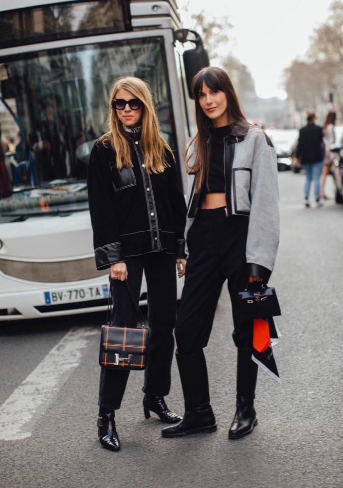 Street Style: Paris Fashion Week Fall 2022 - theFashionSpot